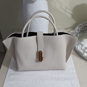 Elegant Cream Handbag
